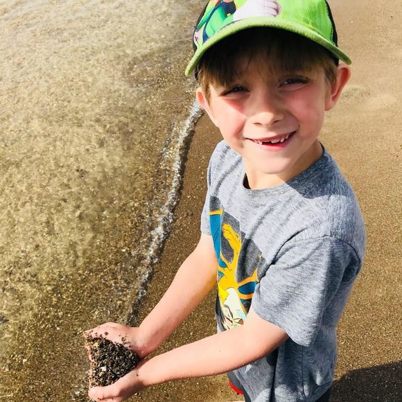 Meet your Posher, Joelle - Picture 1 of 1